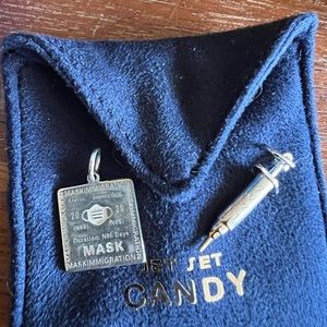 Jet Set Candy Set of 2 Charms